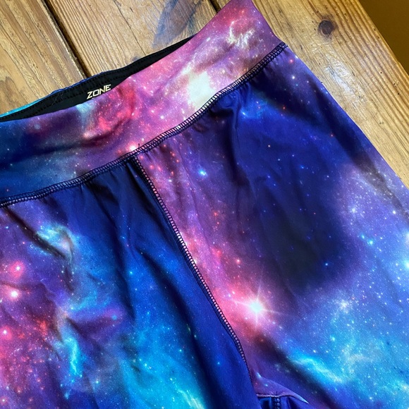 NWOT Galaxy Leggings 🌟 - Picture 2 of 3